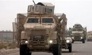 قوات "درع الوطن" تتسلم تأمين المداخل الرئيسية للعاصمة المؤقتة عدن